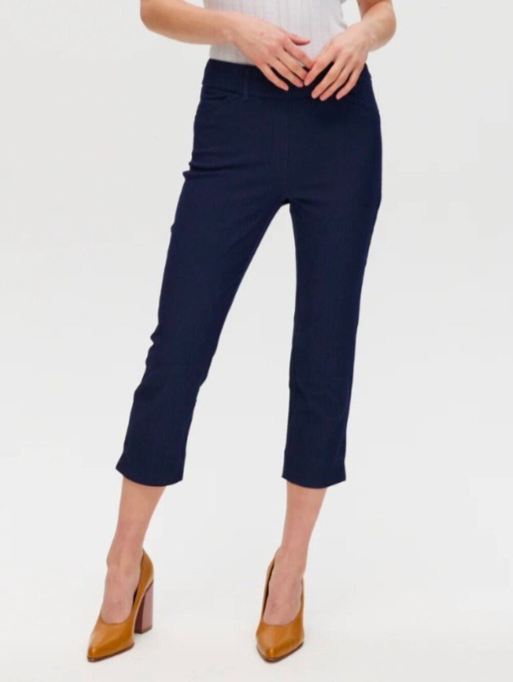 Black Super Stretch Pull-On Capri